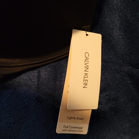 Set of 2 Calvin Klein bras - Picture 5 of 9